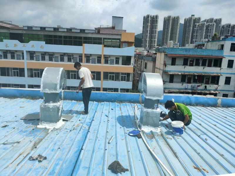 石河镇钢结构屋面涂料维修方法